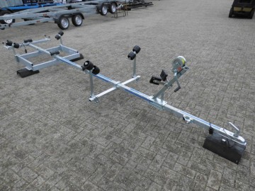 Nieuw: Trailerbok model 750